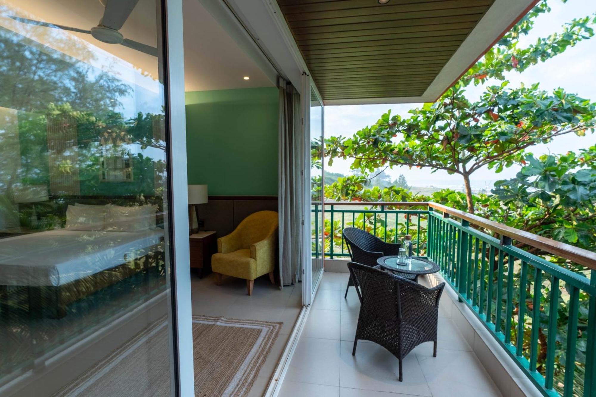 Mandrem Beach Resort, A Member Of Radisson Individuals Retreat Eksteriør billede