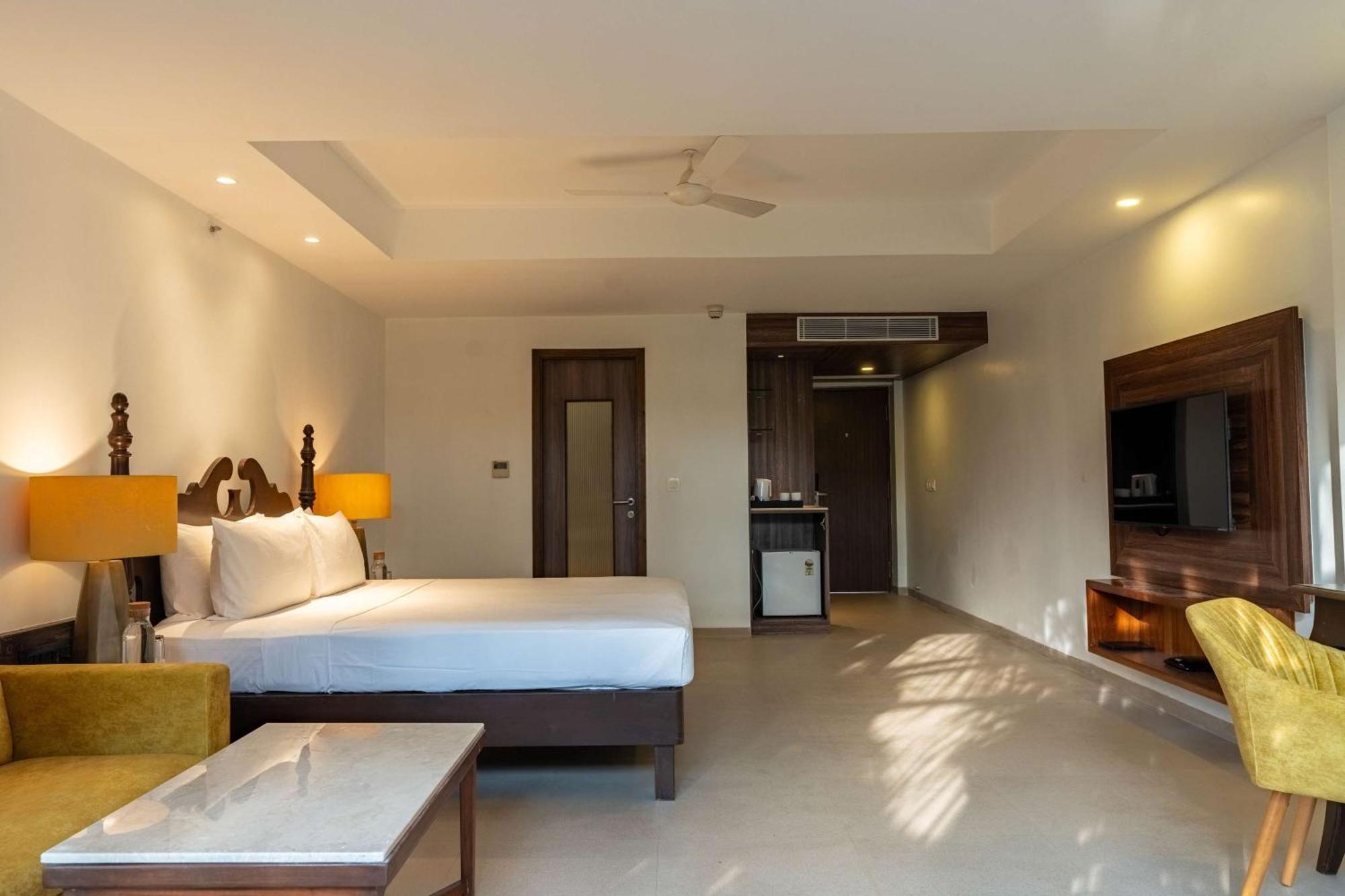 Mandrem Beach Resort, A Member Of Radisson Individuals Retreat Eksteriør billede