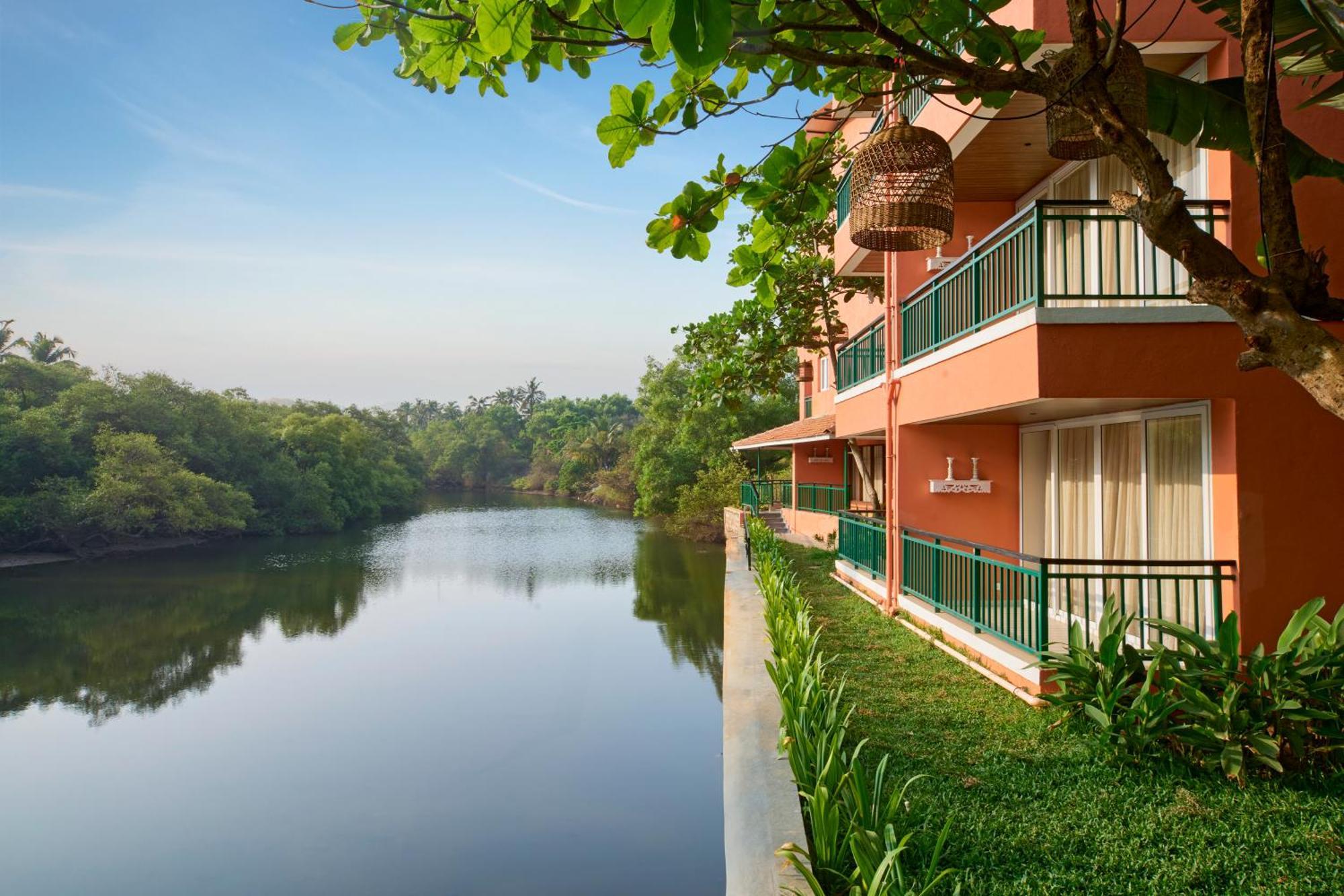 Mandrem Beach Resort, A Member Of Radisson Individuals Retreat Eksteriør billede