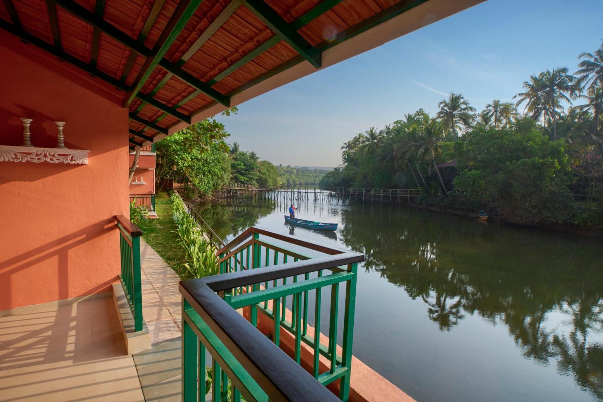 Mandrem Beach Resort, A Member Of Radisson Individuals Retreat Eksteriør billede