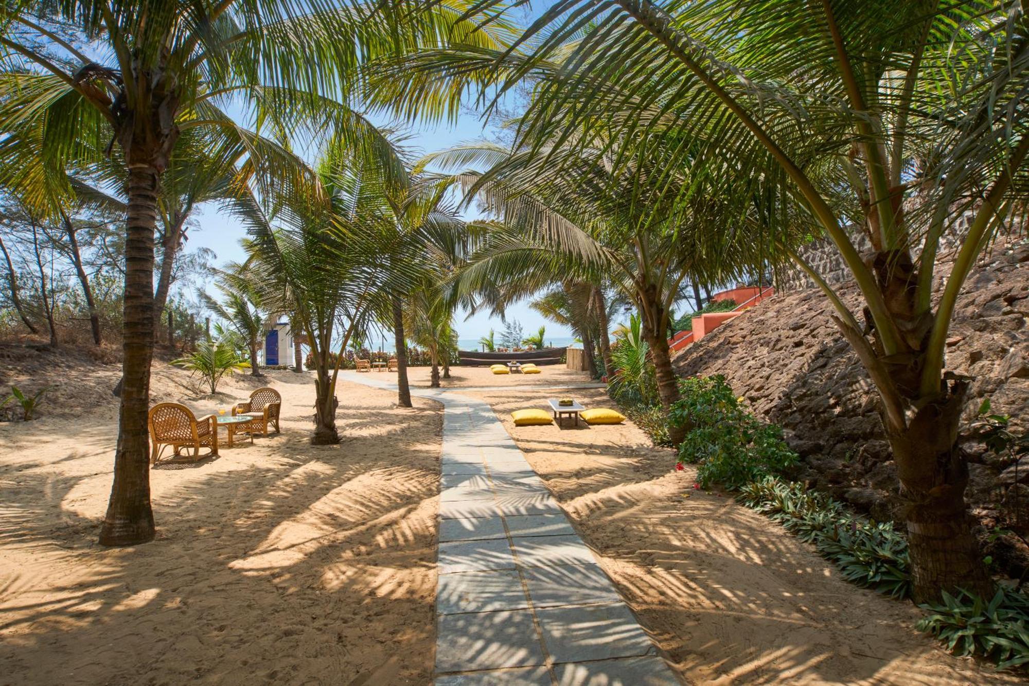 Mandrem Beach Resort, A Member Of Radisson Individuals Retreat Eksteriør billede